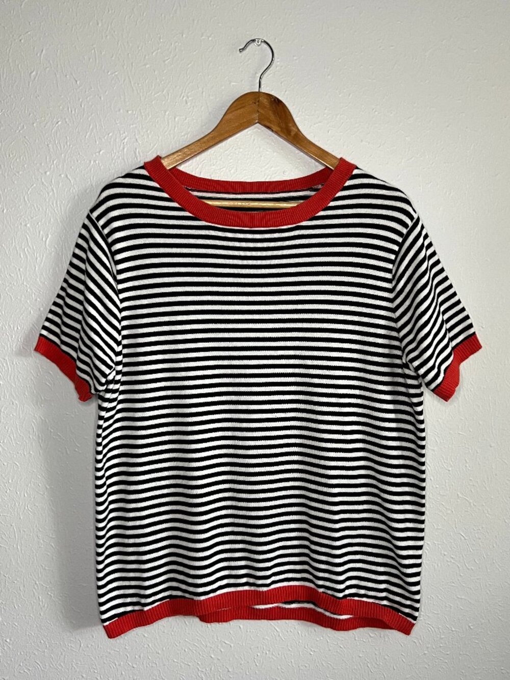 Womens Striped Black White with Red Trim Sweater Shirt Top 100% Cotton Size XL